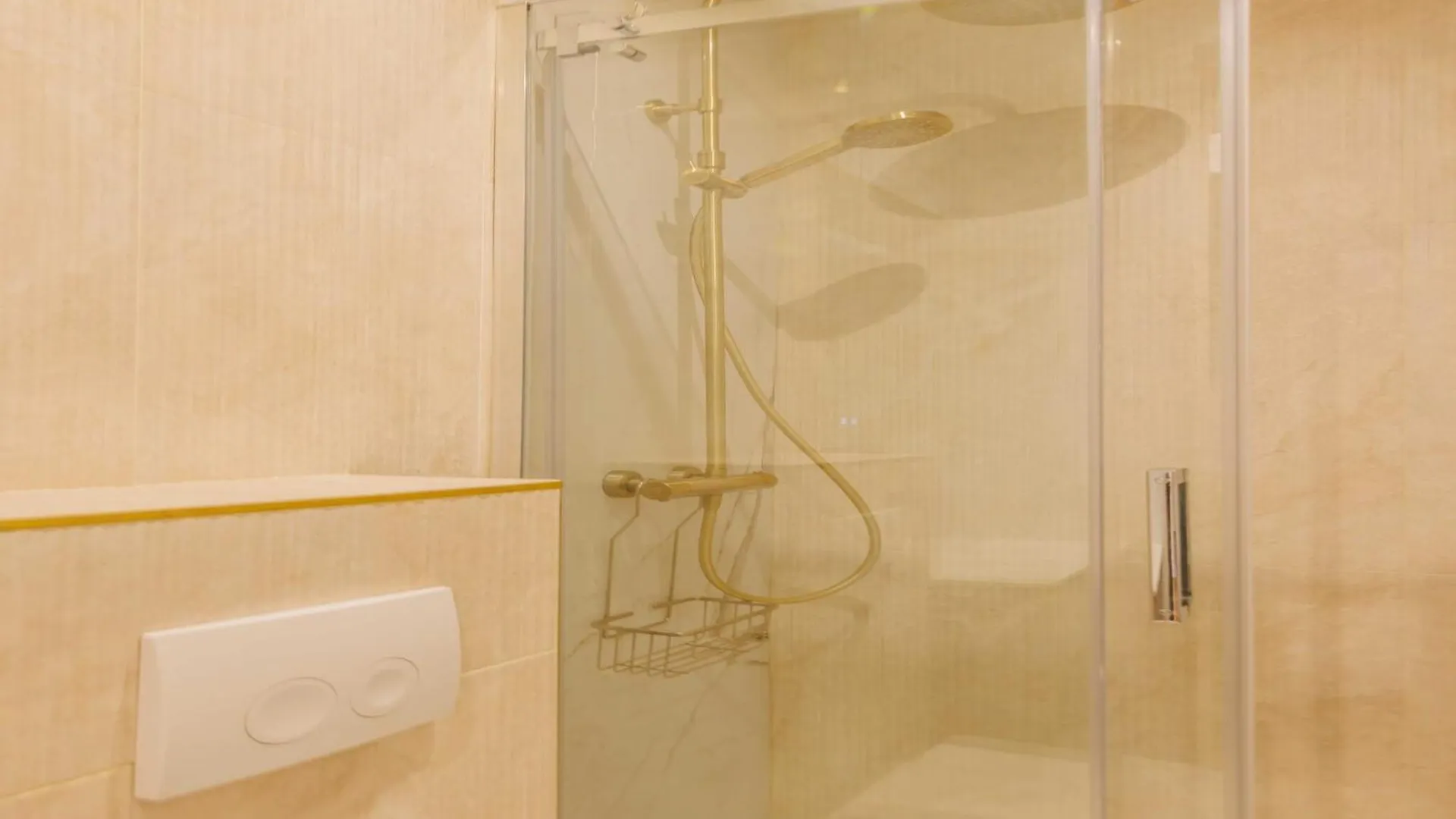 Cosy Apartment -1Bdr 4P -Near Les Halles Paris 0*,  France